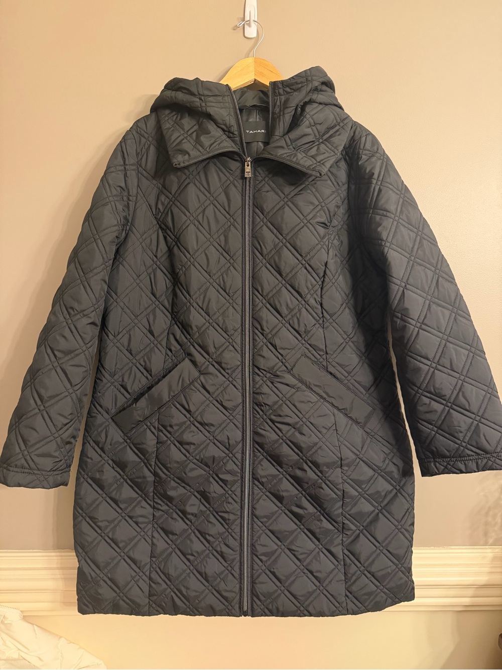 Tahari Quilted Black Hooded Packable Puffer Coat